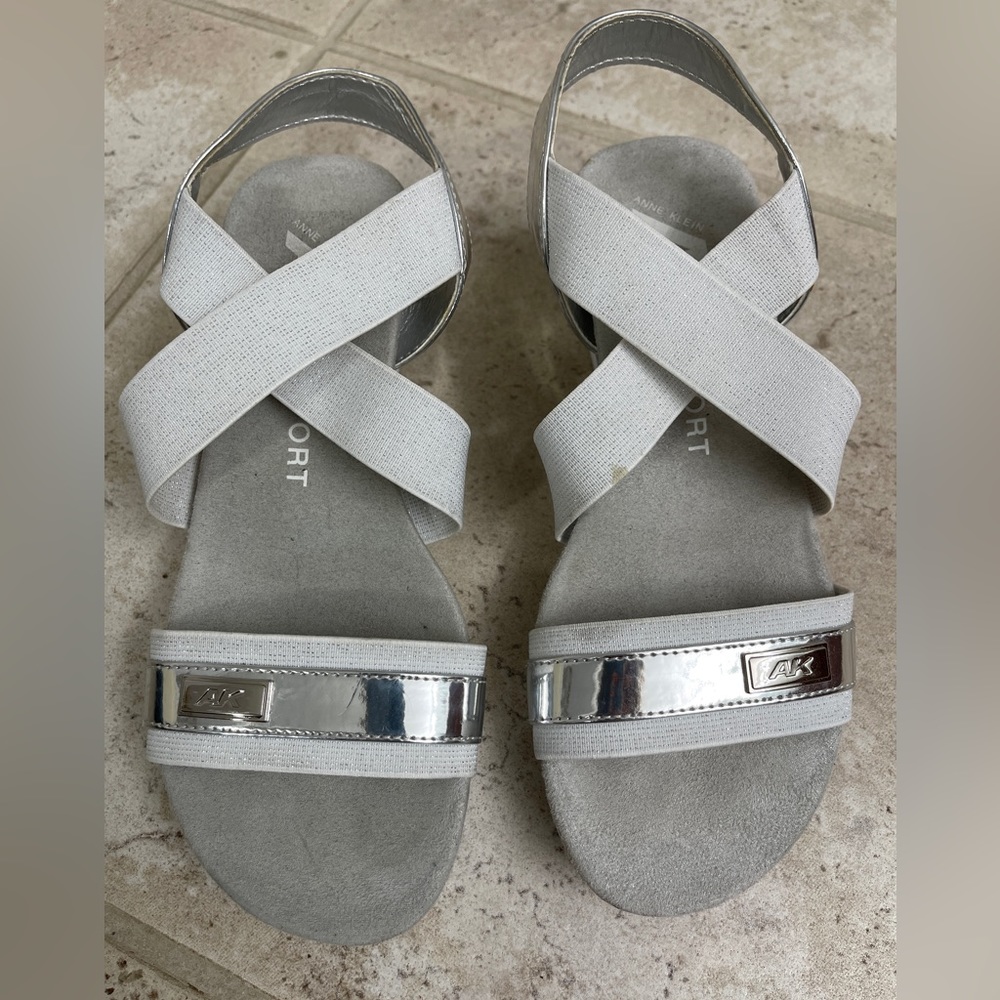 Anne Klein silver sport sandals women’s size 5M.